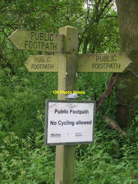 Photo 6"x4" Footpath Sign Woodbridge\/TM2649 c2014