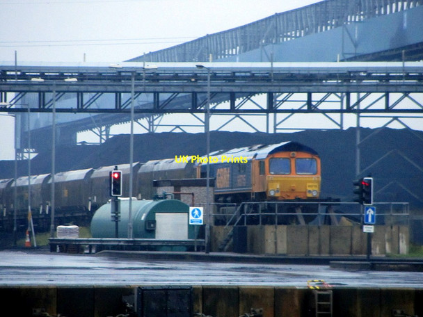 Photo 6"x4" Railway at Port of Tyne Jarrow c2014