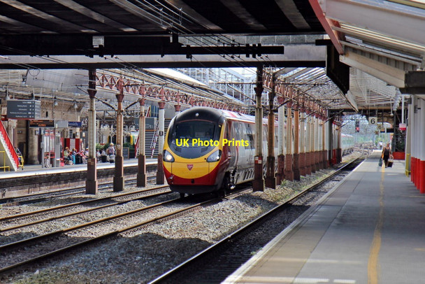 Photo 6"x4" Virgin Class 390, 390153, Crewe railway station Crewe c2014