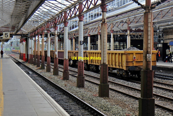Photo 6"x4" Ballast train, Crewe railway station Crewe c2014