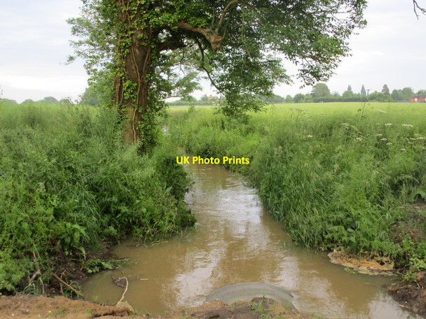 Photo 6"x4" Well filled drain Blyton c2014