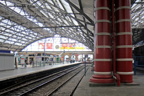 Photo 6"x4" Platform 6a, Liverpool Lime Street railway station Liverpool c2014