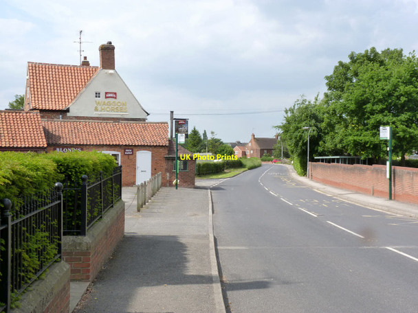Photo 6"x4" The Turnpike, Halam Halam c2014