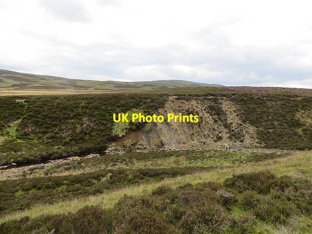 Photo 6"x4" Urlar Burn Meall M\u00f2r\/NN8343 c2014