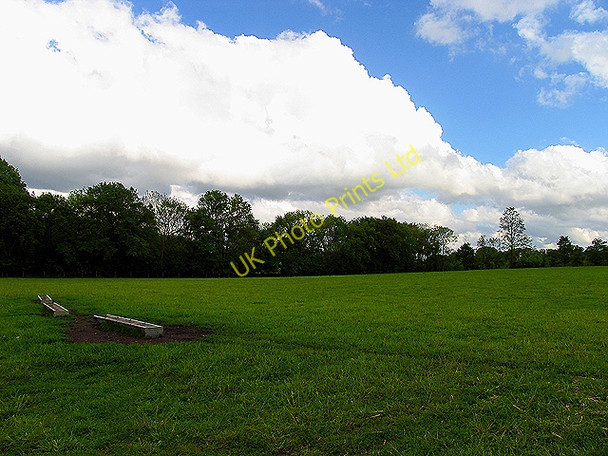 Photo 6"x4" Farmland and Woodland Burnt Hill\/SU5674 c2005