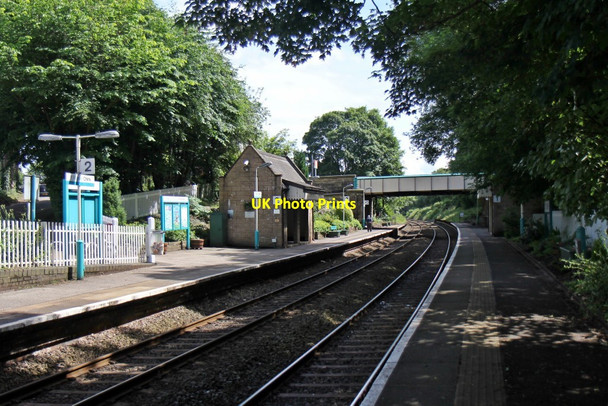 Photo 6"x4" Chirk railway station Chirk\/Y Waun c2014