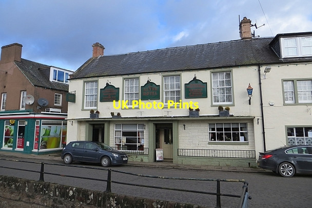 Photo 6"x4" Alyth Hotel Alyth c2014