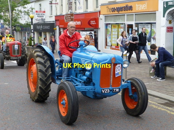 Photo 6"x4" 2014 Omagh Vintage Classic Vehicle Drive (36) Omagh c2014