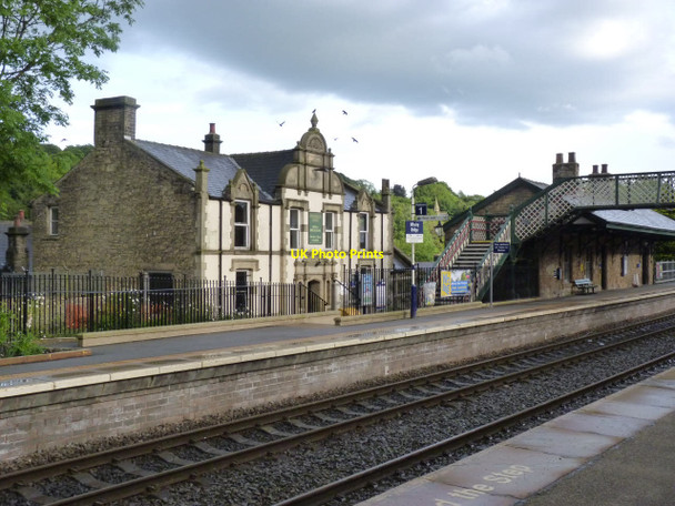Photo 6"x4" The Jodrell Arms at Whaley Bridge station Whaley Bridge c2014