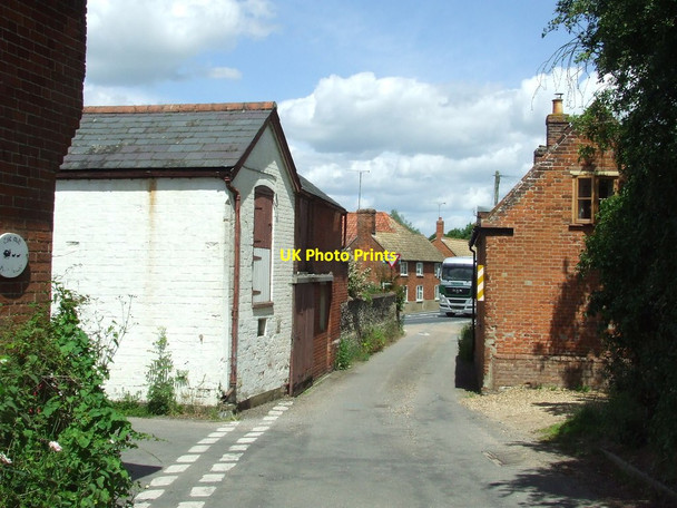 Photo 6"x4" Approaching the A12 Farnham\/TM3660 c2014