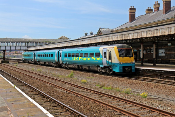 Photo 6"x4" Arriva Trains Wales Class 175, 175114, Rhyl railway station Rhyl c2014 P1