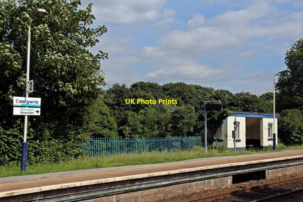 Photo 6"x4" Platform 2, Caergwrle railway station Caergwrle c2014