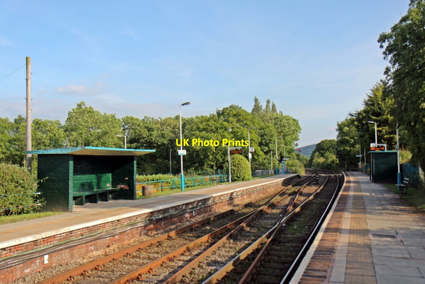 Photo 6"x4" Pen-y-ffordd railway station Penyffordd c2014
