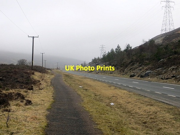 Photo 6"x4" A9 and cycle path Atholl\/NN6871 c2014