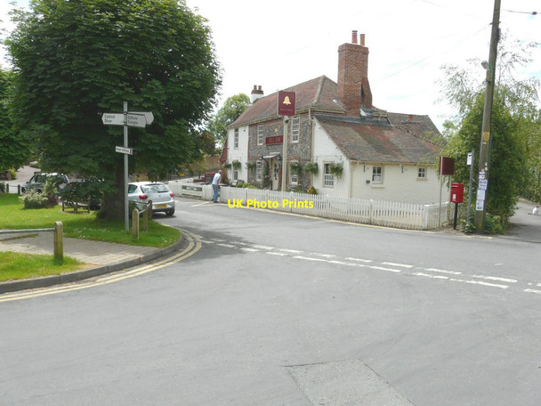 Photo 6"x4" The Bell Inn, Coldred Road Golgotha c2014