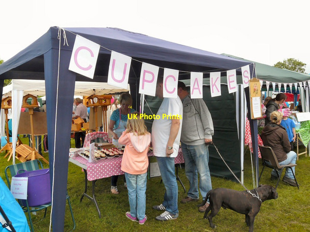 Photo 6"x4" Cupcakes at Gee Cross Fete 2014 Hyde\/SJ9494 c2014