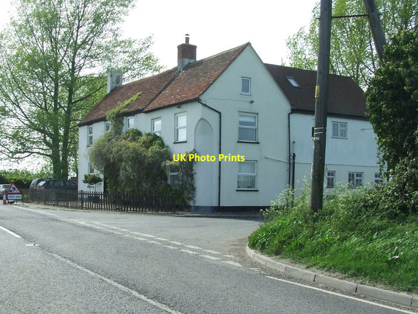 Photo 6"x4" Former Wheatsheaf Inn Wrabness c2015