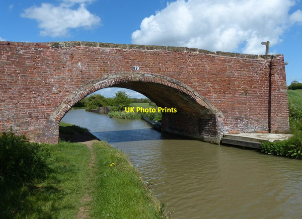 Photo 6"x4" Bridge 79 crossing the Oxford Canal Barby c2015