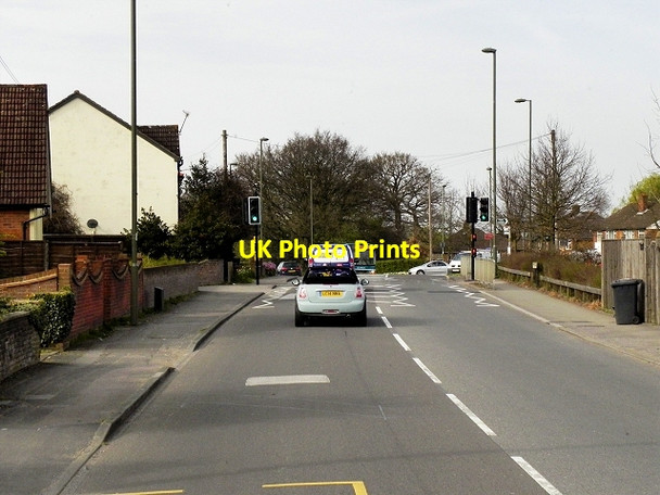 Photo 6"x4" Worplesdon Road Jacobs Well c2015