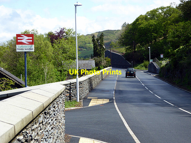 Photo 6"x4" The A487 at Glandyfi Glandyfi c2015