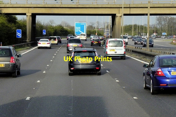 Photo 6"x4" Eastbound M4, Lake End Road Bridge Lake End c2015