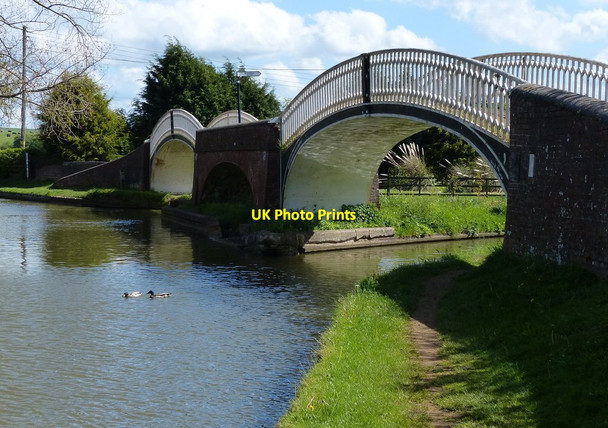 Photo 6"x4" Two iron footbridges at Braunston Turn Braunston c2015