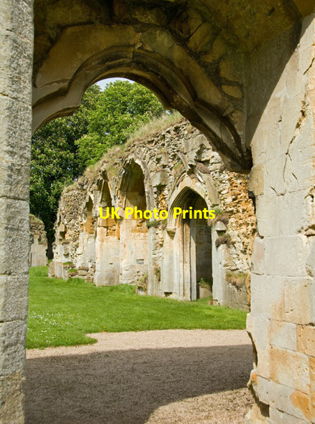 Photo 6"x4" Through the doorway, Hailes Abbey Farmcote\/SP0628 c2015
