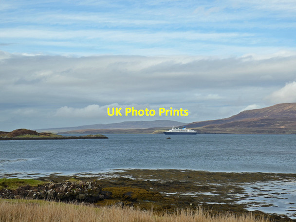 Photo 6"x4" Loch Dunvegan foreshore Colbost c2015