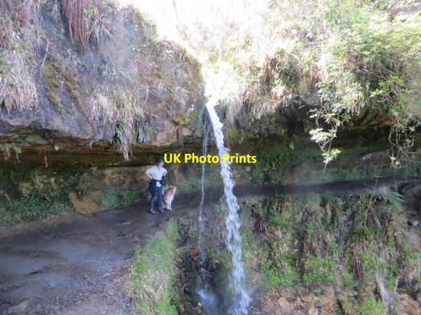 Photo 6"x4" Waterfall, Maspie Den Falkland c2015