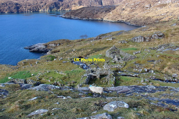 Photo 6"x4" Ruins of Gearraidh Lotaigear Caolas Scalpaigh\/NG2198 c2015