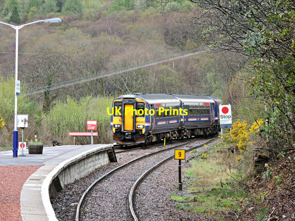 Photo 6"x4" Garelochhead railway station Garelochhead c2015 P1