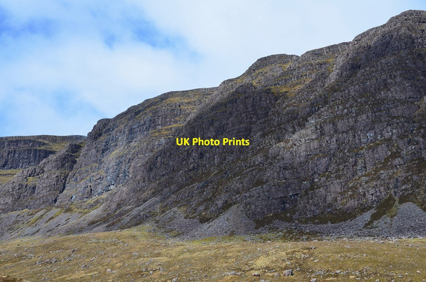 Photo 6"x4" Cliffs of Na Ciochan Coire a' Chaorachain c2015