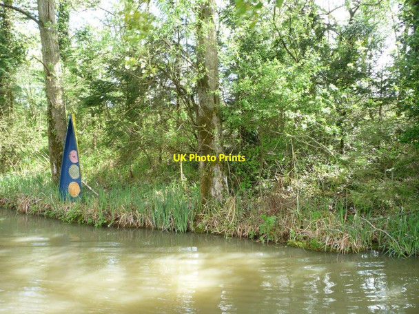Photo 6"x4" Artwork, on the south bank of the Kennet & Avon Canal Trowbridge\/ST8557 c2015