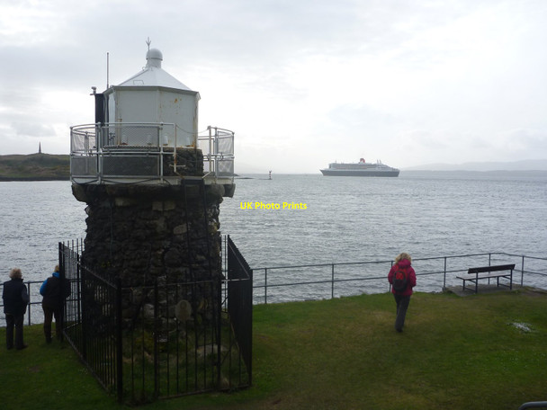 Photo 6"x4" Coastal Argyll : Dunollie Light, Oban Oban\/NM8630 c2015