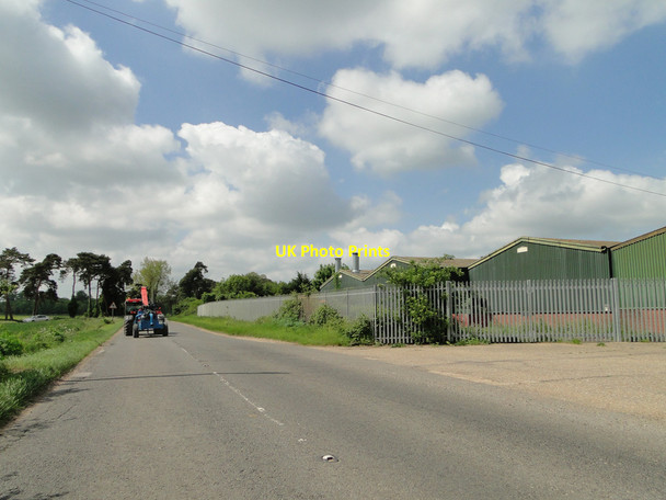Photo 6"x4" Outskirts of Lakenheath near the old nursery Lakenheath c2015