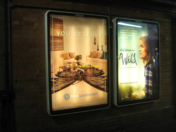 Photo 6"x4" Advertising on Farnborough Station Farnborough\/SU8754 c2015