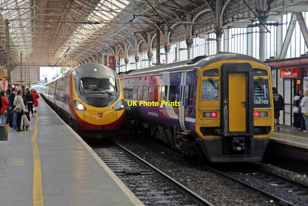Photo 6"x4" Pendolino and Class 158, Preston railway station Preston\/SD5329 c2015