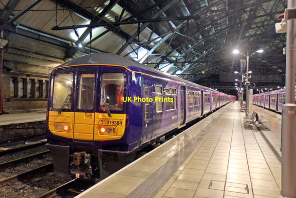 Photo 6"x4" Northern Electrics Class 319 319364, platform 2, Liverpool Lime Street railway station Liverpool c2015