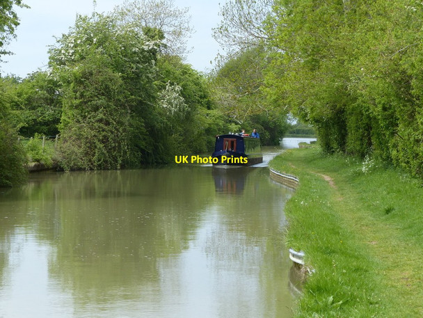 Photo 6"x4" Narrowboat near Napton Junction Napton on the Hill c2015