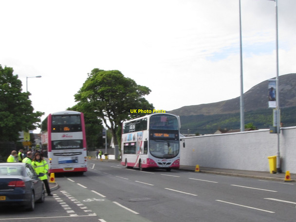 Photo 6"x4" Belfast Metro buses in Newcastle Newcastle\/J3732 c2015