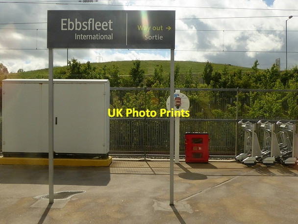 Photo 6"x4" Ebbsfleet International Railway Station Northfleet c2015