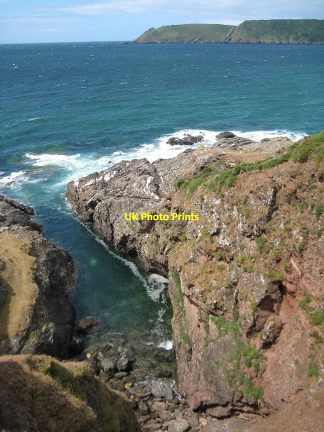 Photo 6"x4" Rocky coast below Deckler's Cliff East Portlemouth c2011