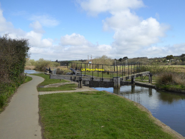 Photo 6"x4" Lock on the Bude Canal Bude\/SS2106 c2016
