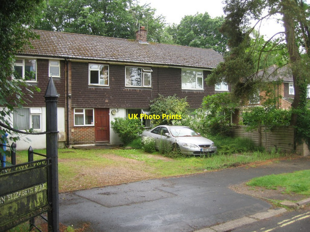 Photo 6"x4" Houses in Cabrol Road Farnborough\/SU8754 c2015