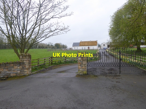 Photo 6"x4" Farm and driveway Rosenallis c2016