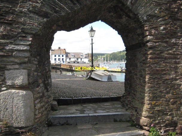 Photo 6"x4" Arch in Bayards Cove Fort Dartmouth c2011