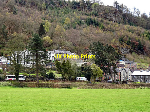 Photo 6"x4" The edge of Corwen Corwen c2016