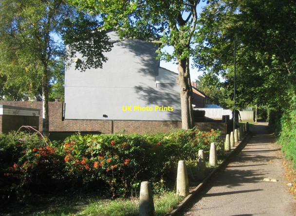 Photo 6"x4" Path through Winklebury Basingstoke c2015