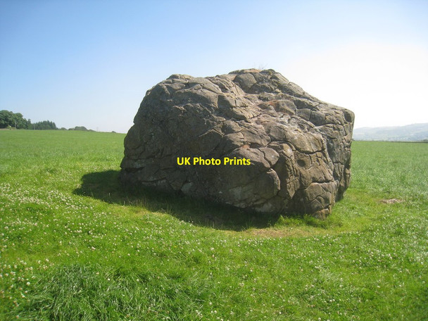 Photo 6"x4" The Clochoderick Stone Howwood c2013