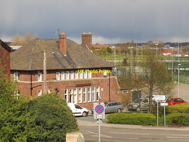 Photo 6"x4" The Station Hotel, Hillidge Road, Hunslet Hunslet c2016